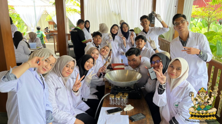 PBL Farmasi: Mengenal Metode PBL di Fakultas Farmasi